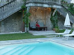 White Lilac romantic B&B adults only