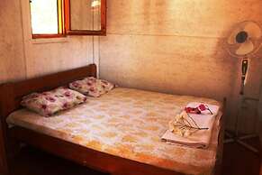 Medusa Bar & Camping - Hostel