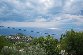 Lefkas Vacation House