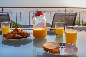 Lefkas Vacation House