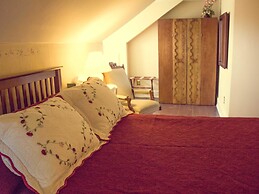The Stagecoach Inn Bed & Breakfast and Five20 Social Stop
