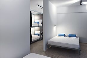 Bedbox Hostel