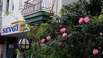 White Cat Sevgi Otel