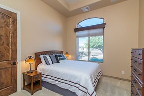 Casa Vista 4 Bedroom Home by RedAwning