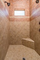 Casa Vista 4 Bedroom Home by RedAwning