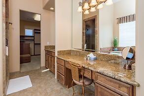 Casa Vista 4 Bedroom Home by RedAwning