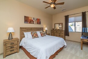 Casa Vista 4 Bedroom Home by RedAwning