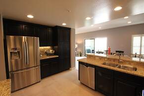 Monte 3 Bedroom Townhouse by RedAwning