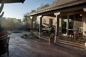 Casa Saguaro 4 Bedroom Home by RedAwning