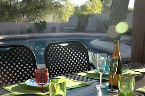 Casa Saguaro 4 Bedroom Home by RedAwning