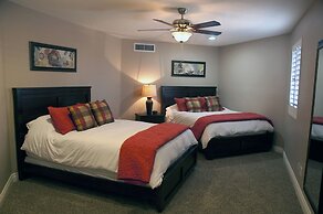 Casa Saguaro 4 Bedroom Home by RedAwning