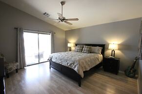 Casa Cave Creek 3 Bedroom Home by RedAwning