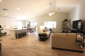 Casa Cave Creek 3 Bedroom Home by RedAwning