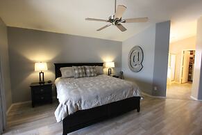 Casa Cave Creek 3 Bedroom Home by RedAwning