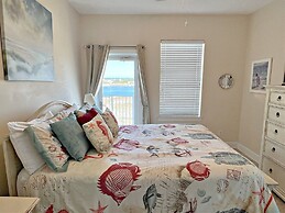 Regency Isle 501 3 Bedroom Condo by RedAwning