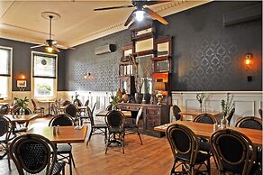 Healesville Grand Hotel