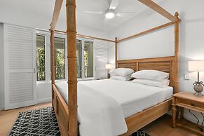 Elysium Private Apartments at The Beach Club