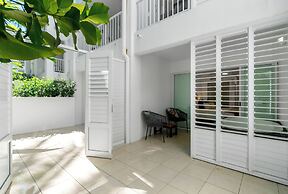 Elysium Private Apartments at The Beach Club