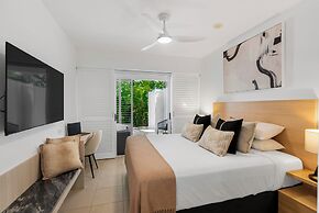 Elysium Private Apartments at The Beach Club