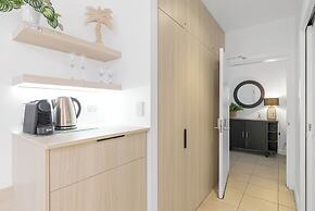 Elysium Private Apartments at The Beach Club