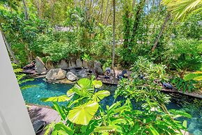 Elysium Private Apartments at The Beach Club