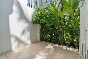 Elysium Private Apartments at The Beach Club