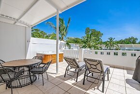 Elysium Private Apartments at The Beach Club