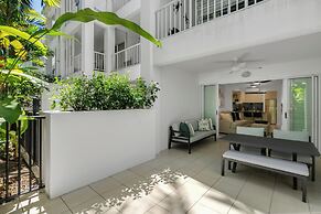 Elysium Private Apartments at The Beach Club