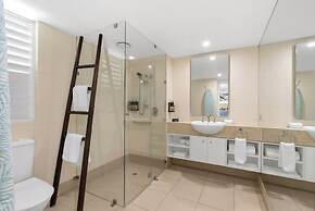 Elysium Private Apartments at The Beach Club