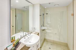 Elysium Private Apartments at The Beach Club