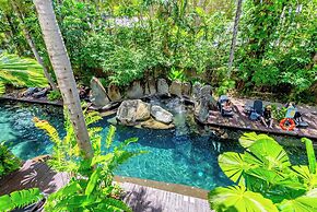 Elysium Private Apartments at The Beach Club