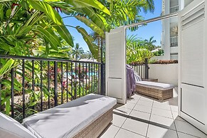 Elysium Private Apartments at The Beach Club