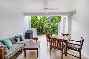 Elysium Private Apartments at The Beach Club