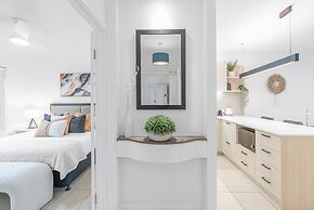 Elysium Private Apartments at The Beach Club