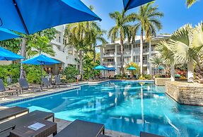 Elysium Private Apartments at The Beach Club