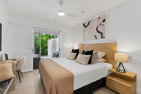 Elysium Private Apartments at The Beach Club