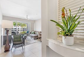 Elysium Private Apartments at The Beach Club