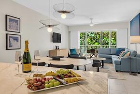 Elysium Private Apartments at The Beach Club