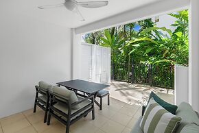 Elysium Private Apartments at The Beach Club