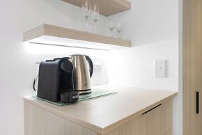 Elysium Private Apartments at The Beach Club