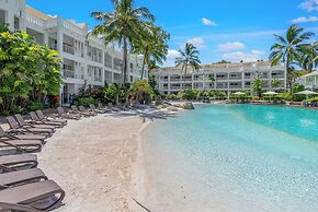 Elysium Private Apartments at The Beach Club