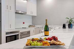 Elysium Private Apartments at The Beach Club