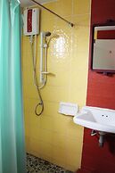 Baan Bua Homestay - Hostel