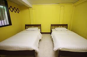 Baan Bua Homestay - Hostel