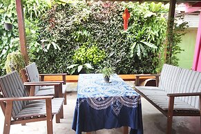 Baan Bua Homestay - Hostel