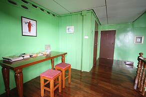 Baan Bua Homestay - Hostel