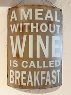 Clifton Court Metro Hotel