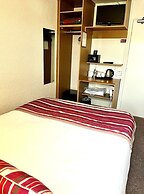 Clifton Court Metro Hotel