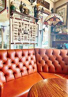 Clifton Court Metro Hotel