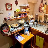 Clifton Court Metro Hotel